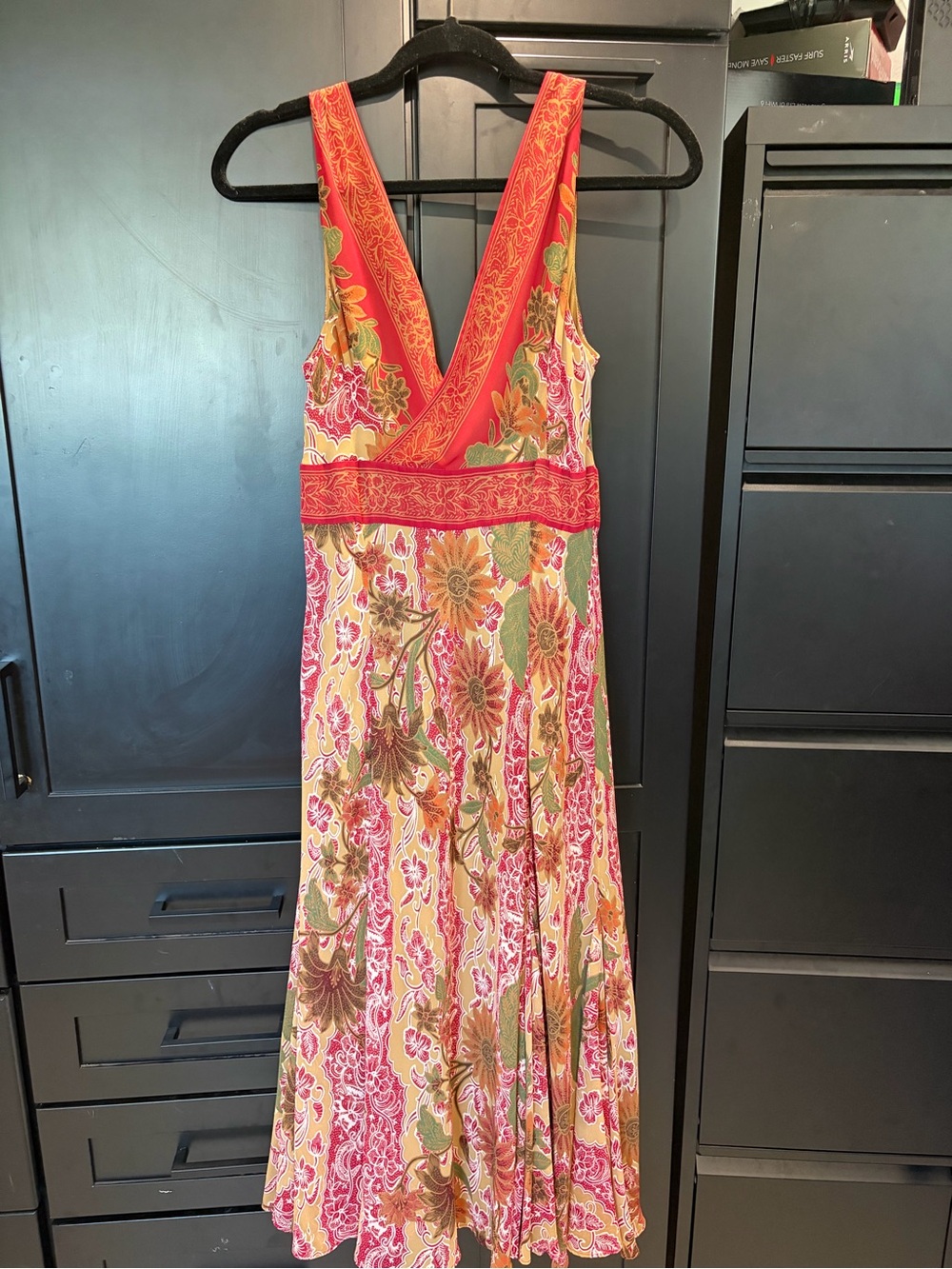Bandolino Coral and Yellow Floral V-Neck Maxi Dress